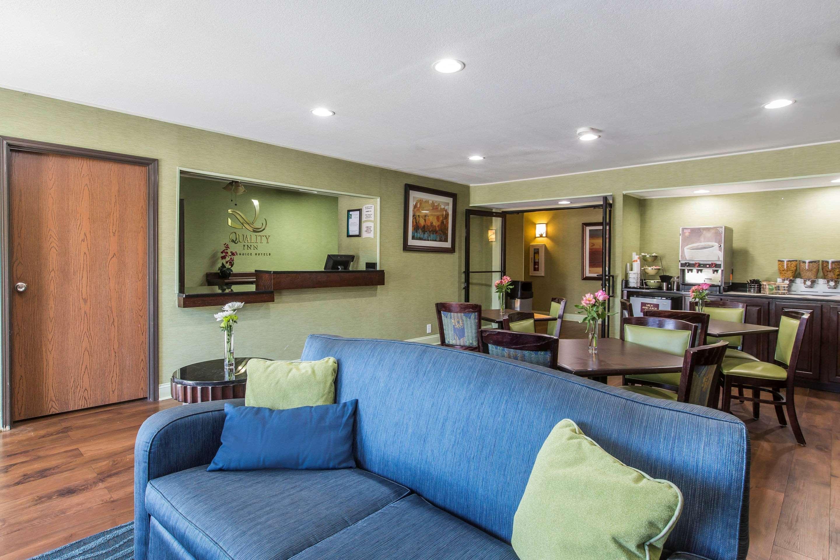 Quality Inn Cedartown Экстерьер фото